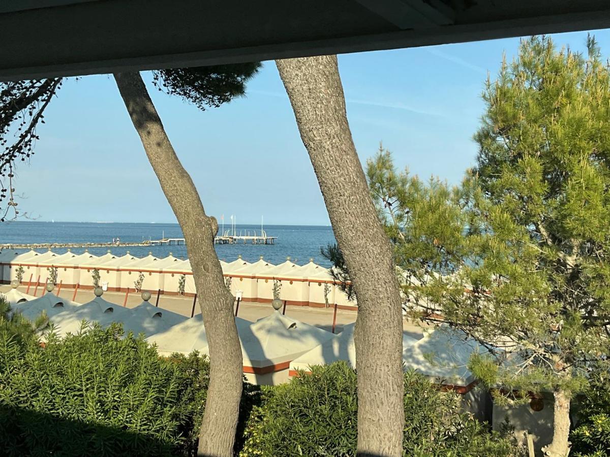 Aquamar - Suite On The Beach Lido di Venezia Exterior foto